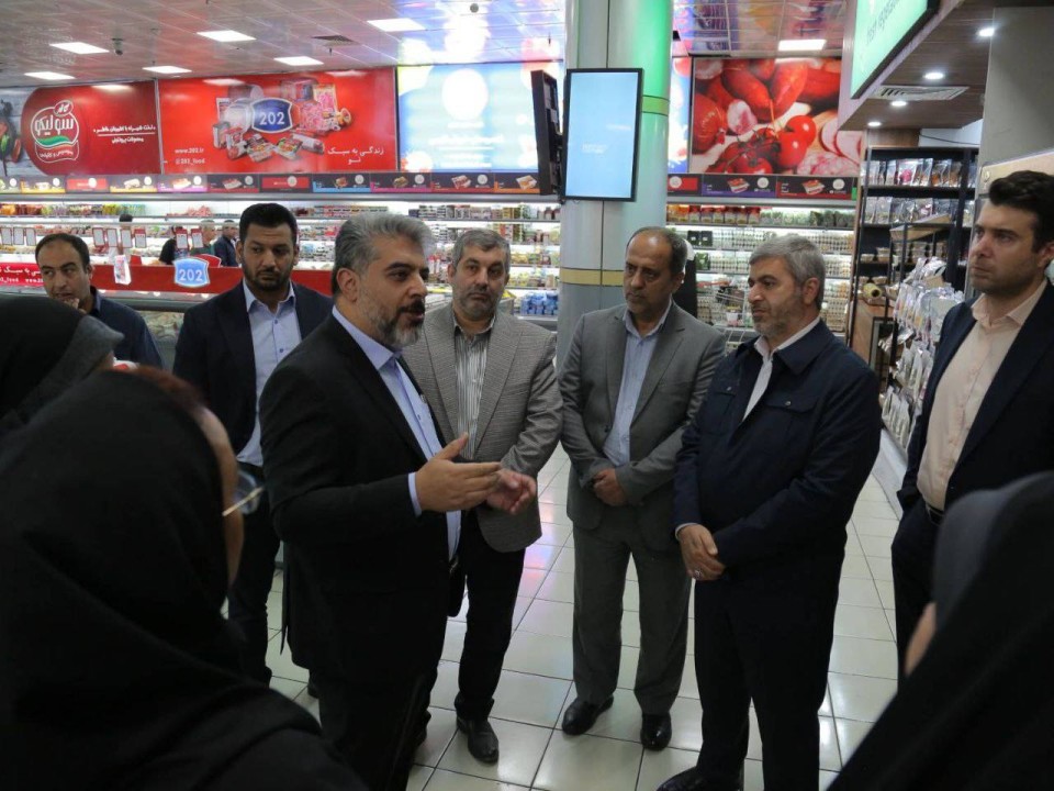 شرکت شهروند میزبان سیوسومین دیدار مدیرکل سرمایه انسانی شهرداری تهران با کارکنان بود شرکت شهروند میزبان سیوسومین دیدار مدیرکل سرمایه انسانی شهرداری تهران با کارکنان بود