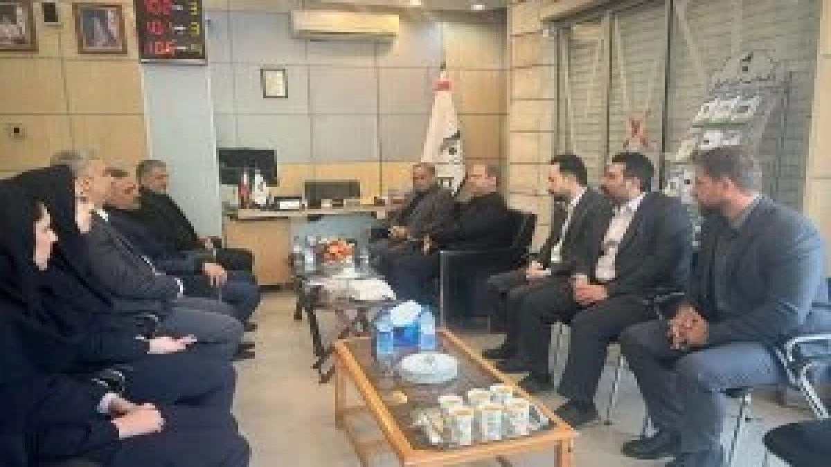 تأکید سرپرست مدیریت عامل بانک سرمایه بر تداوم مسیر رشد بانک با محوریت سرمایه انسانی و مشتری‌مداری