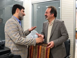 دیدار مدیرعامل هلدینگ صباانرژی با جانباز و آزاده دفاع مقدس