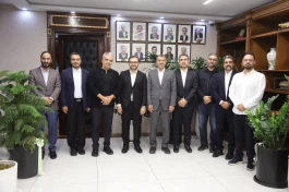 دیدار جمعی از فرزندان شهدا با دبیر شورایعالی مناطق آزاد